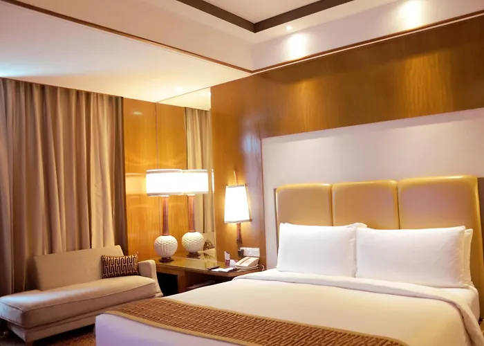 Hotel Crowne Plaza New Delhi Okhla By Ihg