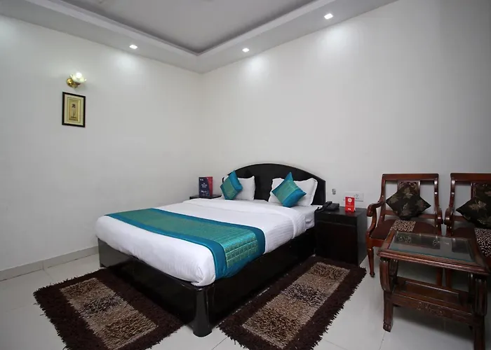 Hotel Oyo Ashoka International Near Gurudwara Shri Bangla Sahib Nueva Delhi