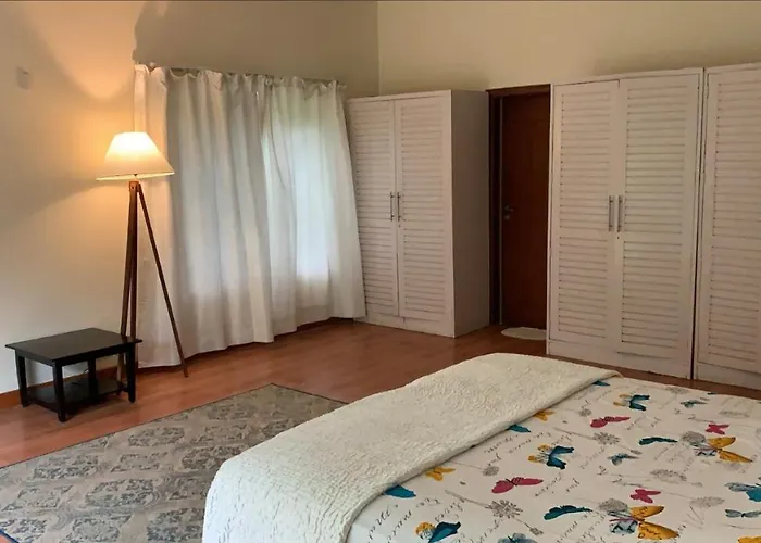 Privé Pabs 5Bhk Farm Chattarpur Villa New Delhi