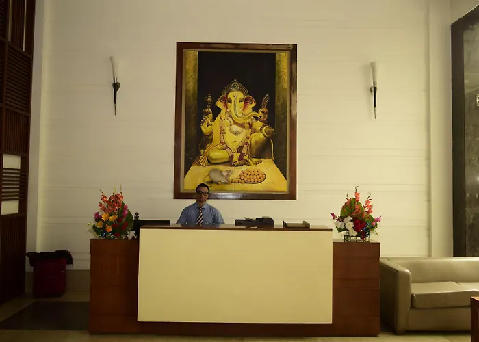 Hotel Mint Oodles 2 Mins To Nehru Enclave Metro Nueva Delhi