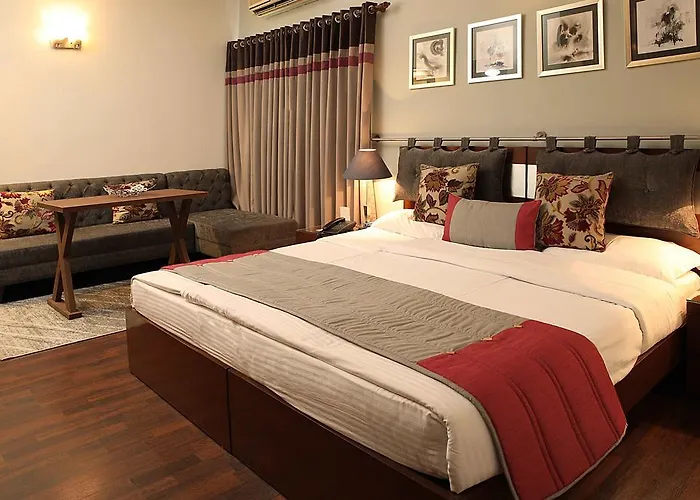 Hotel Ahuja Residency Golf Links Nuova Delhi